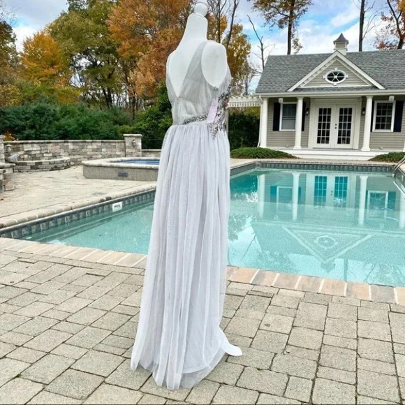 NWT Anthropologie Isabel Maxi Dress Sequins Embellished Wedding in Grey Fog - Picture 12 of 14